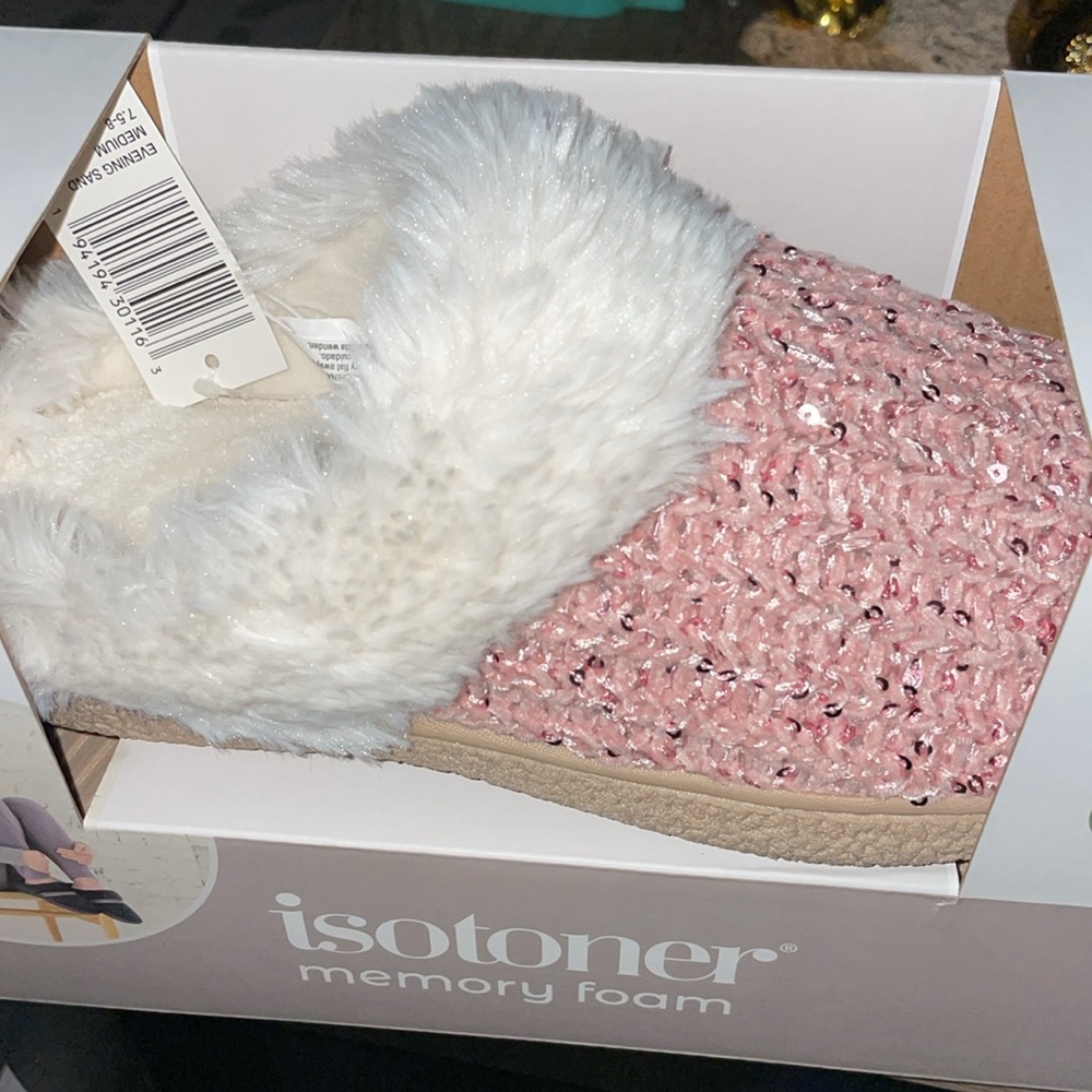 Women slippers